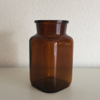 Brown Pharmacist pot